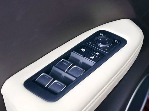 Used 2019 Lexus RX 450h AWD w/ Luxury Package image 20
