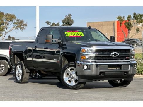 Used 2017 Chevrolet Silverado 2500 LT w/ All Star Edition image 2