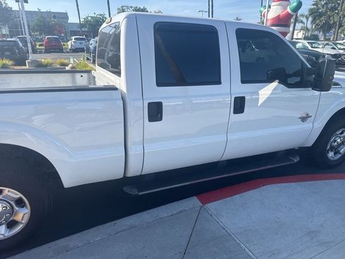 Used 2011 Ford F250 XLT w/ XLT Interior Pkg image 31