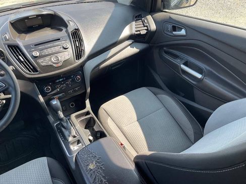 Used 2017 Ford Escape SE AWD/4WD image 15