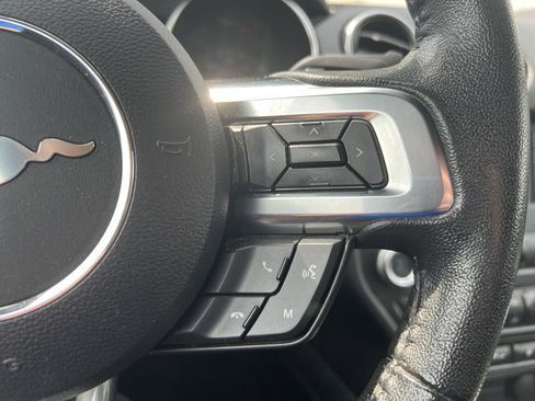 Used 2021 Ford Mustang Convertible RWD image 20