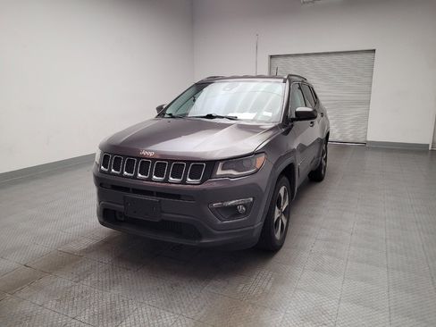 Used 2017 Jeep Compass Latitude w/ Safe & Security Group AWD/4WD image 15