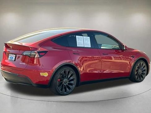 Used 2022 Tesla Model Y Performance AWD/4WD image 4