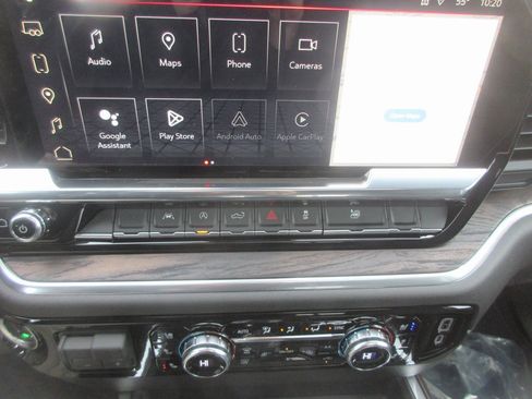 New 2026 GMC Sierra 1500 SLT w/ SLT Convenience Package image 19