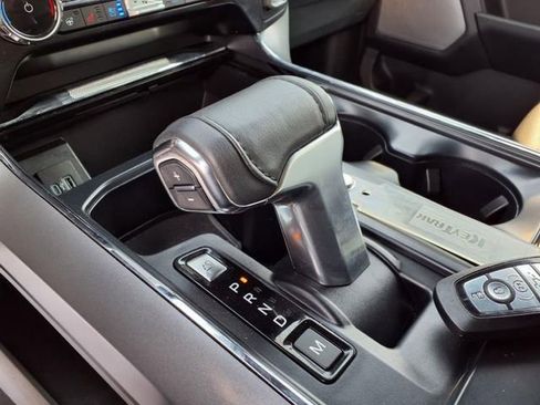 Certified 2024 Ford F150 Lariat w/ FX4 Off-Road Package image 25