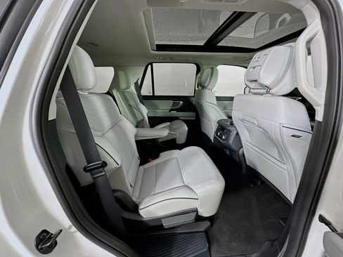 New 2026 Ford Expedition Platinum AWD/4WD image 34