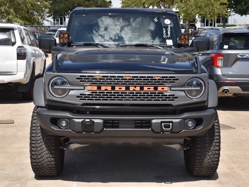 Used 2023 Ford Bronco Badlands w/ Sasquatch Package AWD/4WD image 3