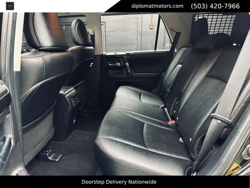 Used 2020 Toyota 4Runner Venture w/ Moonroof Package AWD/4WD image 23