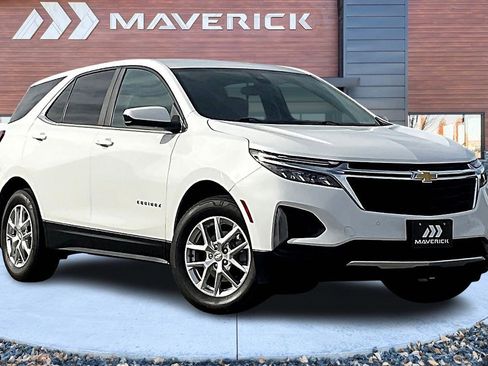 Used 2023 Chevrolet Equinox LT w/ LPO, Floor Liner Package image 1