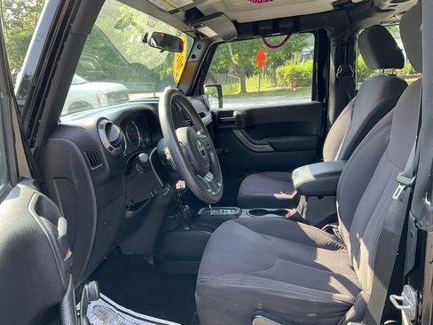 Used 2013 Jeep Wrangler Sport AWD/4WD image 16