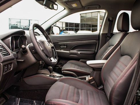 New 2024 Mitsubishi Outlander Sport SE AWD/4WD image 30