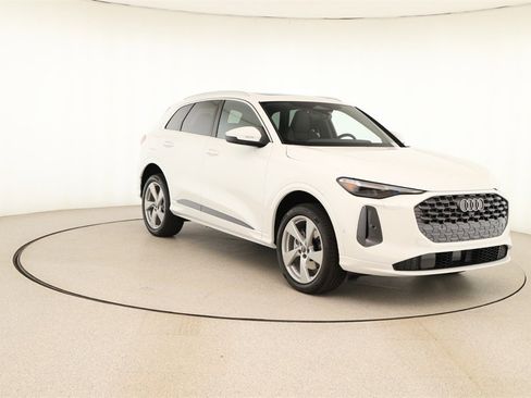 New 2025 Audi Q5 Premium Plus image 10