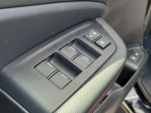 Certified 2024 Honda Passport Black Edition image 18