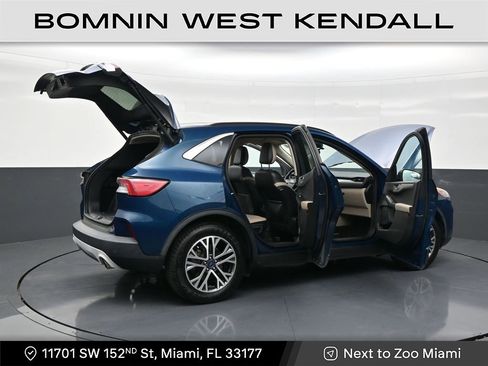 Used 2020 Ford Escape SEL image 29