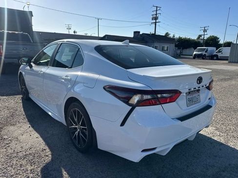 Used 2023 Toyota Camry SE FWD image 7