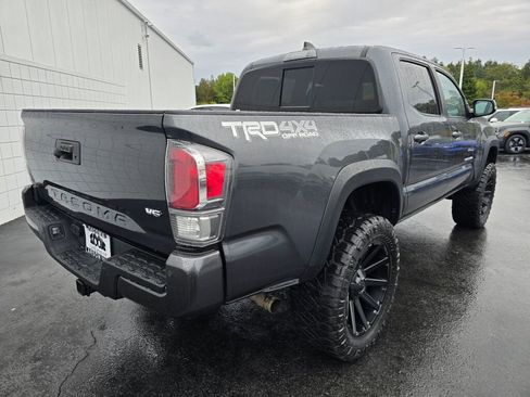 Used 2023 Toyota Tacoma TRD Off-Road w/ Technology Package image 3