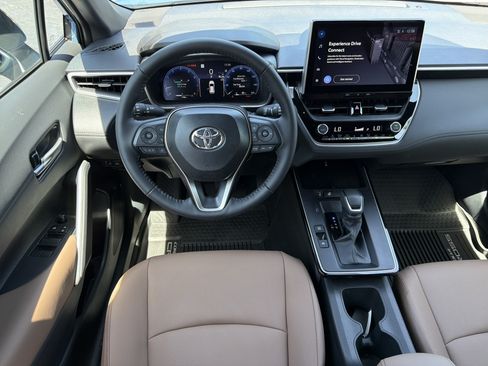 Used 2026 Toyota Corolla Cross XLE w/ Convenience Package AWD/4WD image 23