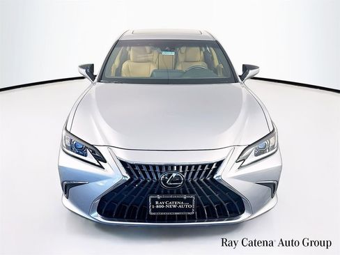 Certified 2023 Lexus ES 350 w/ Premium Package FWD image 2
