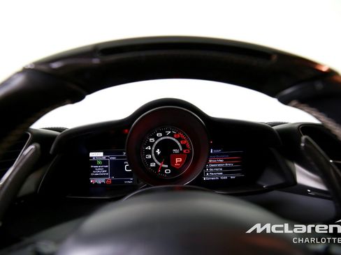 Used 2019 Ferrari 488 GTB RWD image 13