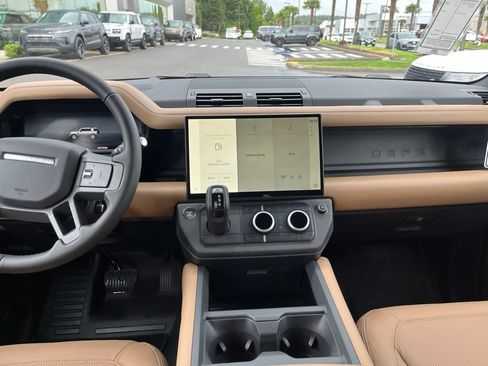 New 2026 Land Rover Defender 110 X-Dynamic SE AWD/4WD image 20