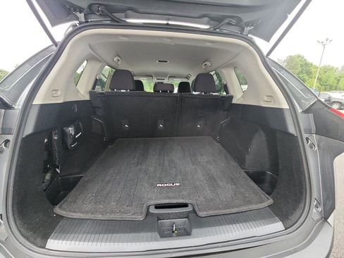 Used 2021 Nissan Rogue S AWD/4WD image 25
