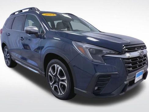 Used 2023 Subaru Ascent Limited w/ Technology Package image 2