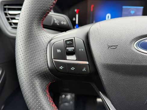 Used 2024 Ford Escape ST-Line image 18