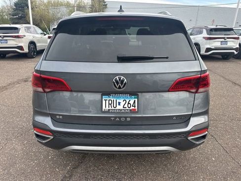 Used 2023 Volkswagen Taos SE w/ Black Wheel Package AWD/4WD image 4
