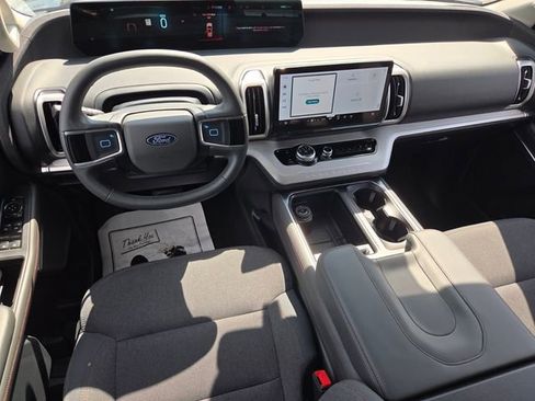 Certified 2025 Ford Expedition Max Active RWD image 16