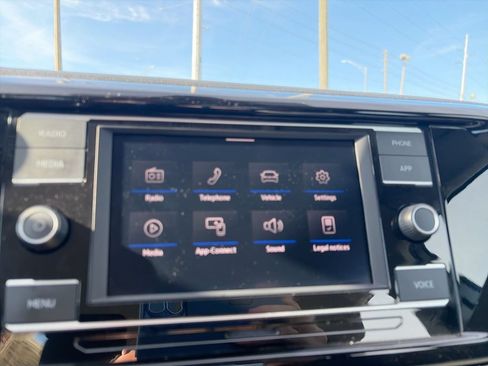 Used 2024 Volkswagen Taos S FWD image 19
