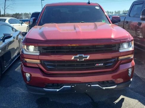 Used 2018 Chevrolet Silverado 1500 LT w/ All Star Edition image 3
