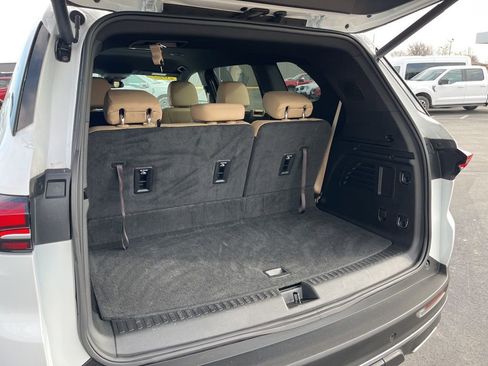 Used 2025 Buick Enclave Preferred image 15