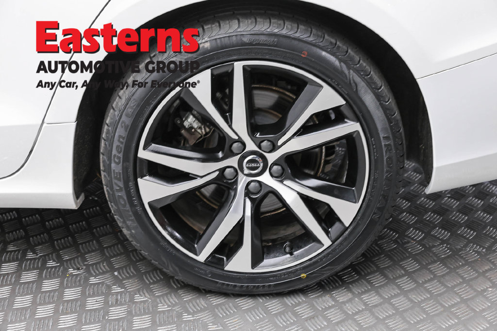 Used 2024 Volvo S60 B5 Core w/ Climate Package FWD image 9