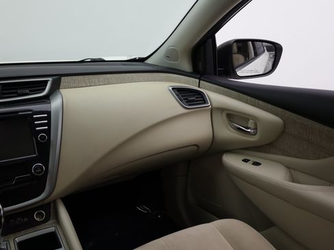 Used 2019 Nissan Murano SV w/ Premium Package FWD image 33