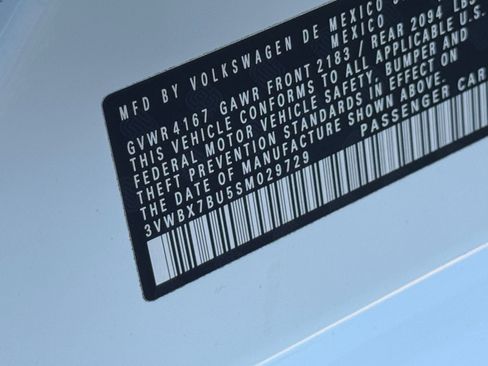 Used 2025 Volkswagen Jetta Sport image 27