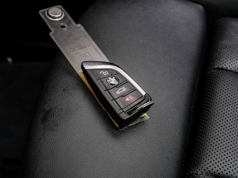 Used 2024 BMW X4 xDrive30i image 64