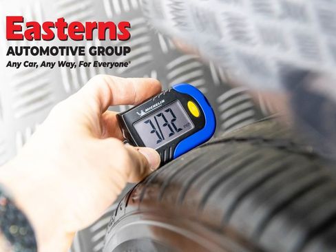 Used 2023 Tesla Model 3 Standard Range image 26