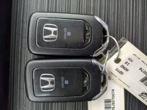 Used 2018 Honda Odyssey EX-L image 32