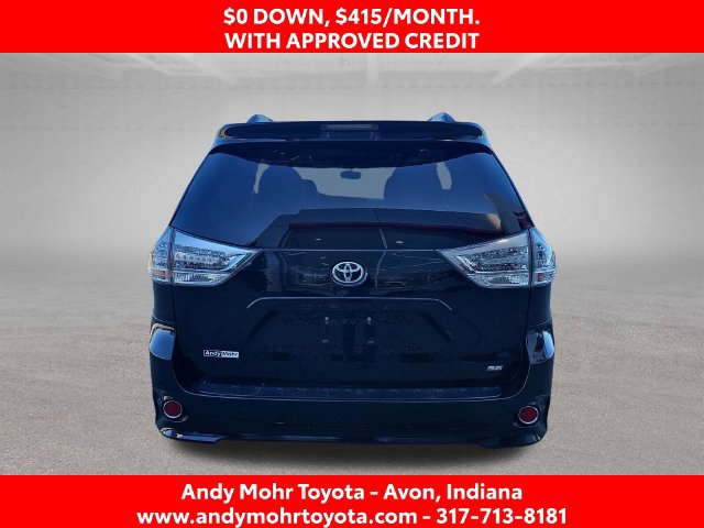 Used 2017 Toyota Sienna SE FWD image 6