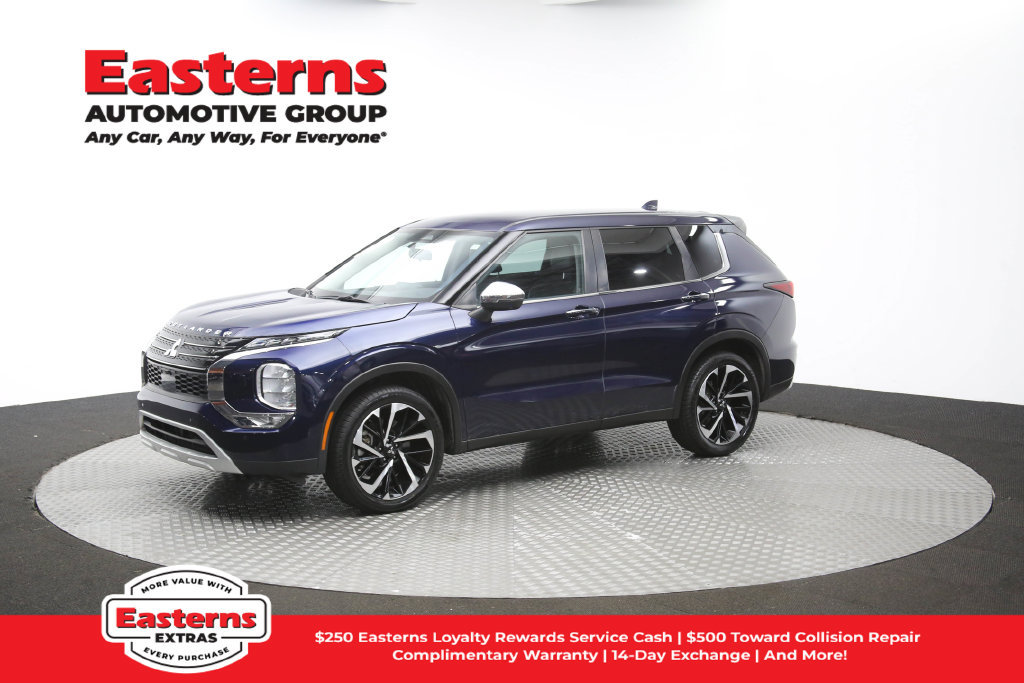 Used 2023 Mitsubishi Outlander SE AWD/4WD image 58