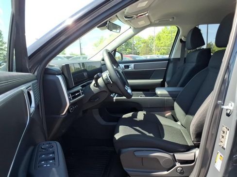 Used 2026 Hyundai Santa Fe SE FWD image 15