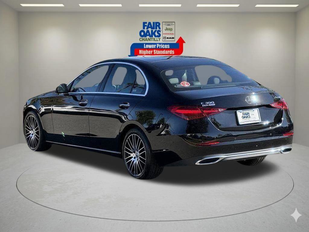 Used 2025 Mercedes-Benz C 300 4MATIC Sedan image 9