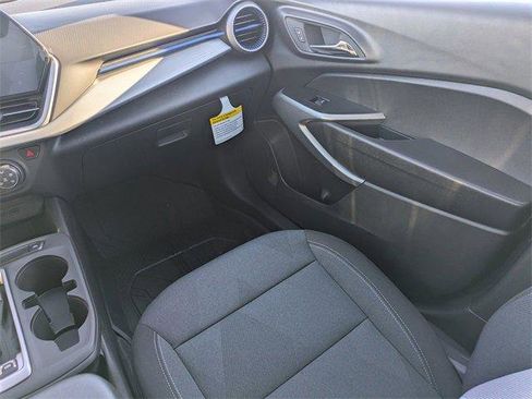 New 2026 Chevrolet Trax LS w/ LS Convenience Package image 18