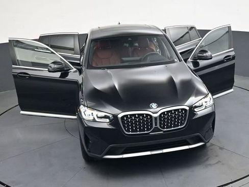 Used 2023 BMW X4 xDrive30i w/ Premium Package image 40