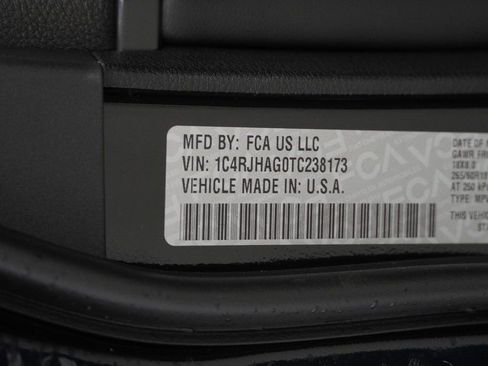 New 2026 Jeep Grand Cherokee Laredo X AWD/4WD image 40