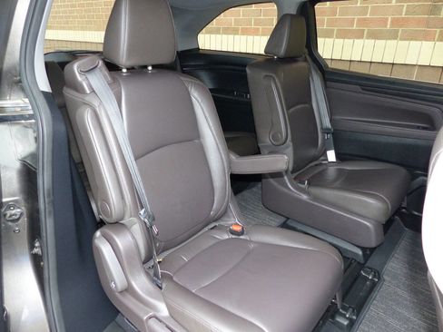 Used 2019 Honda Odyssey EX-L image 33