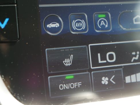 Used 2025 Subaru Outback Onyx Edition AWD/4WD image 28