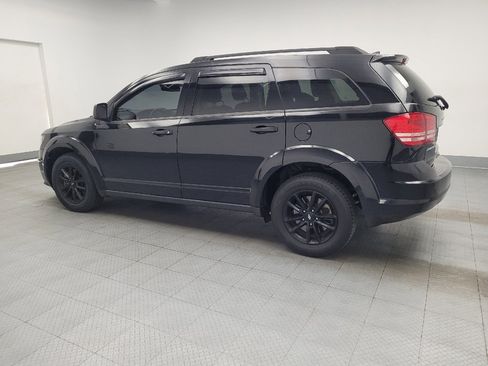 Used 2020 Dodge Journey SE w/ SE Popular Equipment Group FWD image 3