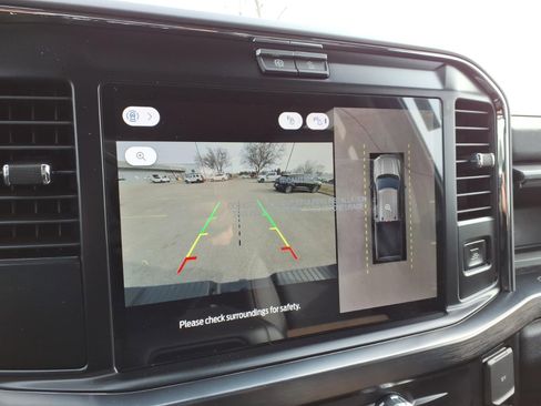 New 2026 Ford F250 Lariat w/ Black Appearance Package image 19