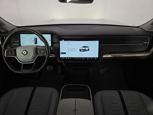 Used 2024 Rivian R1S Adventure AWD/4WD image 27